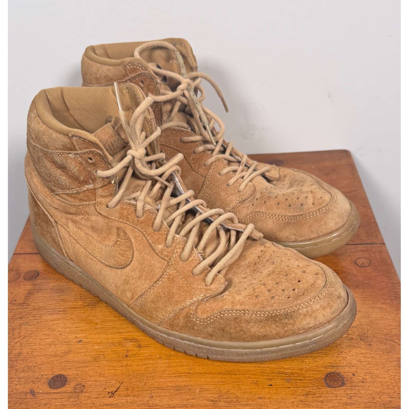 Nike Air Jordan 1 Retro High Og Wheat Brown Suede Leather Sneakers Mens - 13